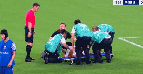 全明星赛今夜走向成谜,上海申花豪取连胜,球迷炸锅,更衣室氛围转暖 全明星赛今夜走向成谜,上海申花豪取连胜,球迷炸锅,更衣室氛围转暖