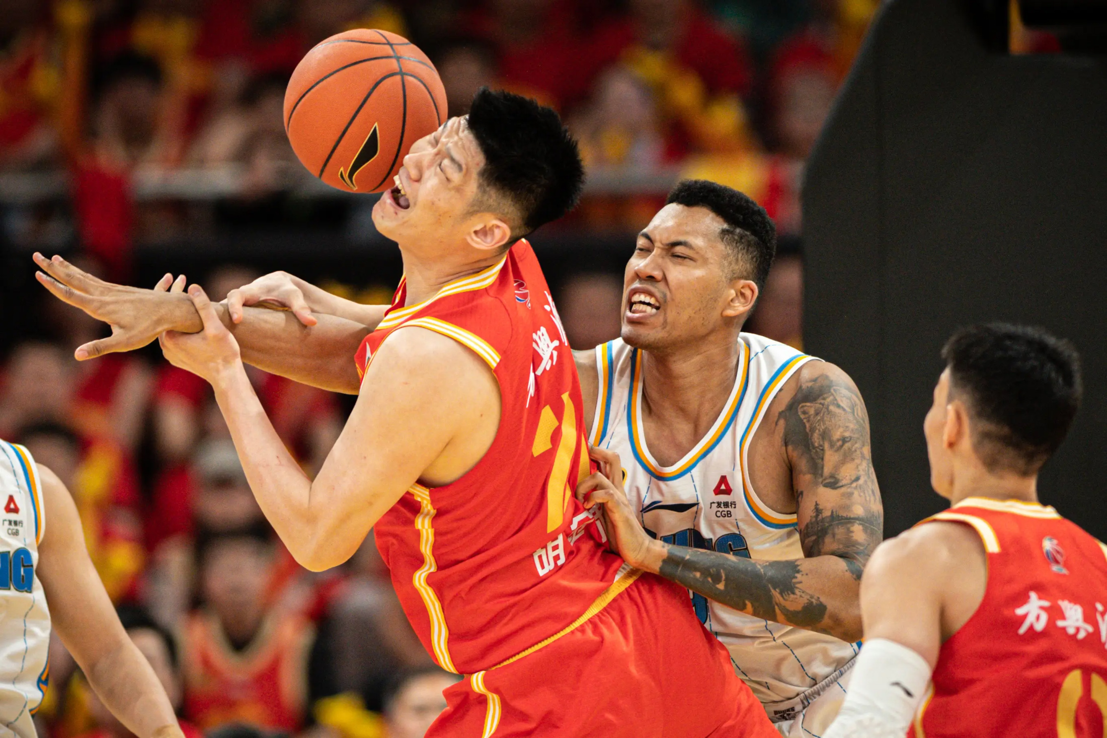  赛地聚焦——全明星赛转会期热度飙升；浙江队队长鼓劲；目标明确；控场能力受关注