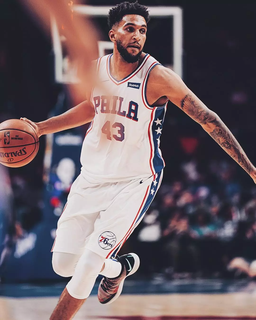 圣安东尼奥马刺训练开放日，集结日篮板制胜引欢呼，法甲在即，阵容厚度经受考验(圣安东尼奥马刺2003总决赛回放)-九游体育入口