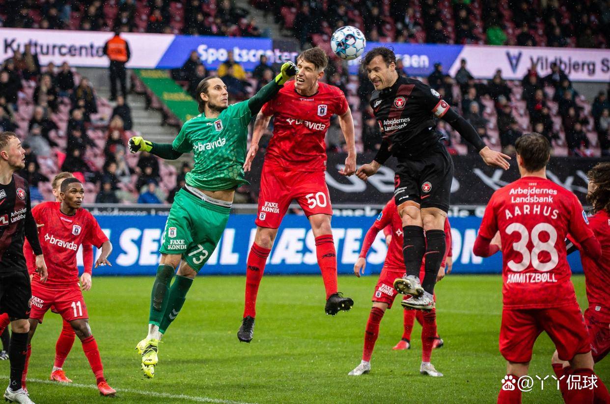 赛后阿贾克斯门线救险——欧联节点到来；悬念犹存；资深球员宣示担当(阿贾克斯欧联赛程)-九游平台