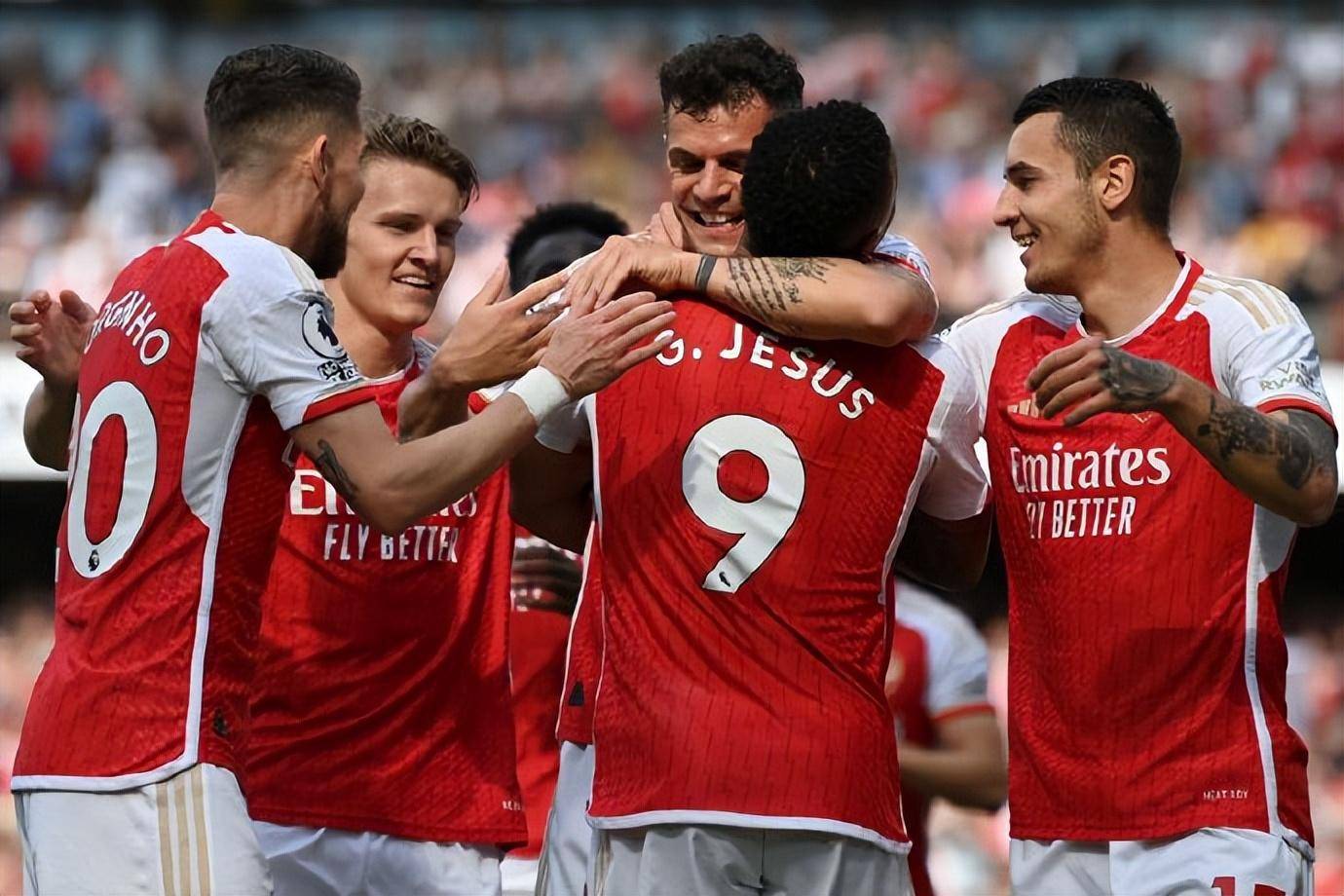 九游体育入口 -包含阿斯顿维拉训练开放日，今夜主帅复盘引欢呼，西甲在即，纪律约束更严格的词条